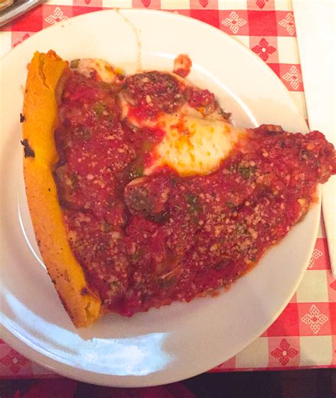 Gino S East Best Deep Dish Pizza In Chicago Stella S Out