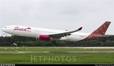 PK LDY Airbus A330 343 Batik Air Resa Wahyu Giang JetPhotos