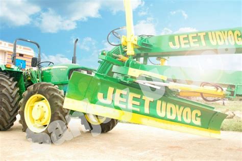 Jcb Fitted Grader Manufacturer Supplier From Vidisha