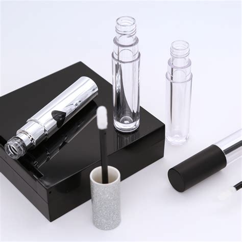 Wholesale Personalized Cylinder Lip Gloss Tubes Lip Gloss Tube