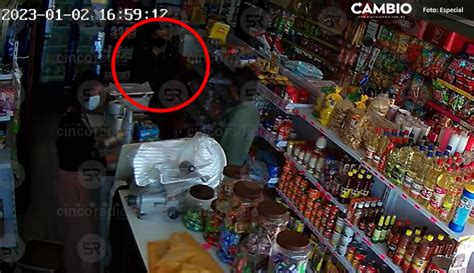 Video A Mano Armada Delincuentes Asaltan Tiendita En Santa Cruz