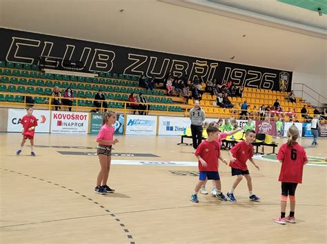 Naši nejmenší talenti měli svůj první turnaj Handball club Zubří