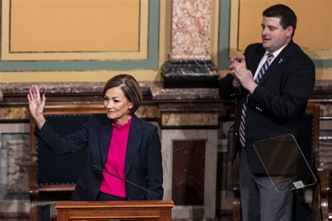 Iowa Gov Kim Reynolds Announces 2022 Reelection Bid The Daily Iowan