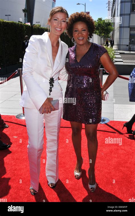 Wanda Sykes And Wife Alex 2010 Creative Arts Emmy Awards Held At Nokia