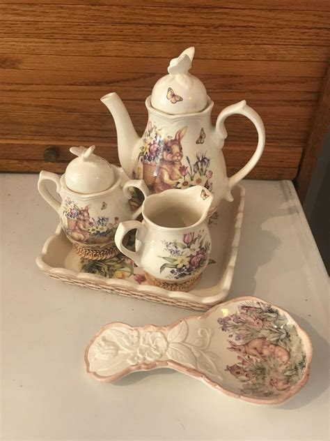 Charming Cracker Barrel Easter Tea Pot Sugar And Creamer Set Tray And