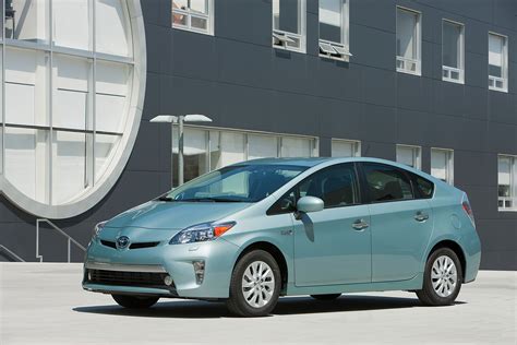 2015 Toyota Prius Plug-In Hybrid