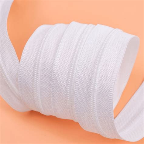 Wholesale Multicolor Nylon Zipper High Quality Coil Zipper White