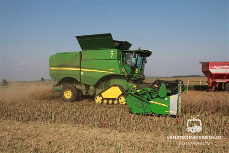 John Deere S690i Farmworld Tv