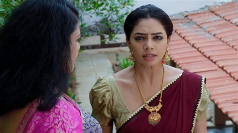 Watch Ammayi Garu TV Serial 8th June 2024 Full Episode 504 Online On ZEE5