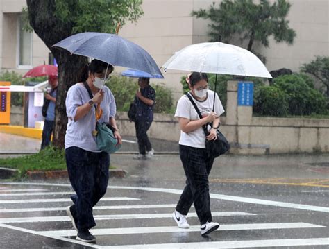 不排除又有颱風！15縣市飆高溫 午後大台北4地雷雨開炸 生活 中時新聞網