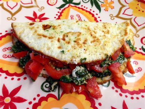 Spinach Egg White Omelet | Bottomless Bites