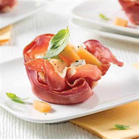 Coupelles de prosciutto à la salade de cantaloup 5 ingredients 15 minutes