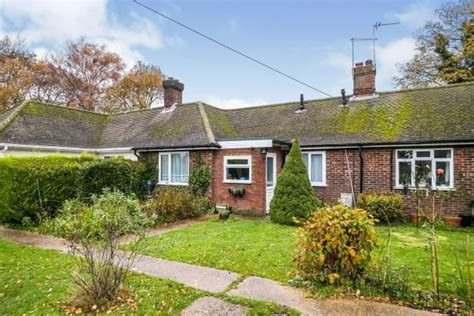 2 Bed Bungalow For Sale In Allington Crescent Newick Lewes East