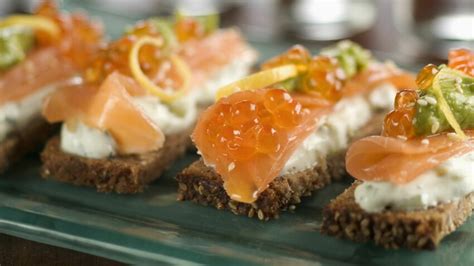 Canapés au saumon fumé et mascarpone rapide découvrez les recettes de