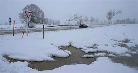 Wintereinbruch Im Januar Schnee Gl Tte Und Temperatursturz