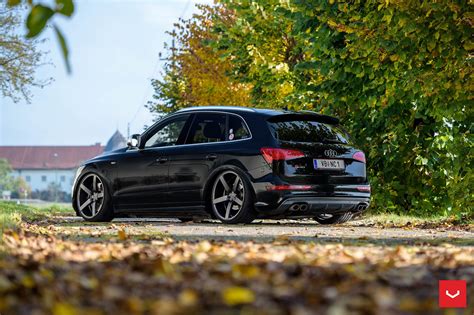 Gloss Black Audi SQ5 Boasts Add-ons Speaking of Style — CARiD.com Gallery