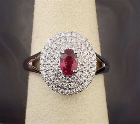 Lot - RUBY, DIAMOND AND PLATINUM RING