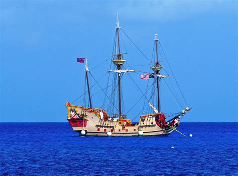 Photo The Jolly Roger Pirate Ship George Town Grand Ca Flickr