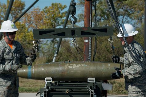 5th MUNS Blows Up GSC Minot Air Force Base Article Display