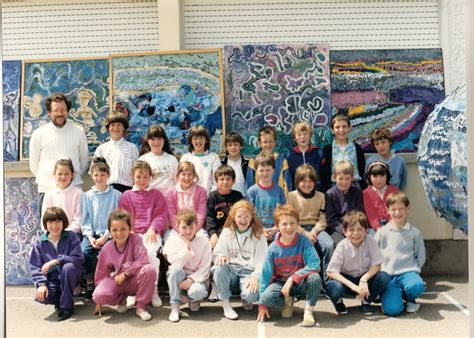 Photo De Classe CM1 De 1987 Ecole Robert Desnos Alencon Copains D