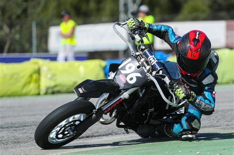 Sm Villena Diogo Moreira L Der Del Supermoto Nacional