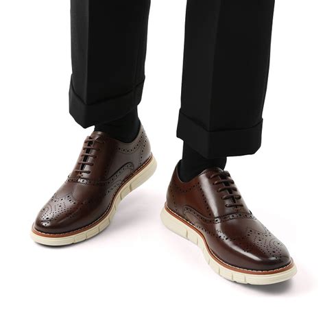 7 Best Brown Sneakers Outfits To Achieve A Suave Style