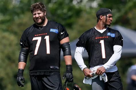 Why The Cincinnati Bengals Should Add Riley Reiff To A Rebuilt ...