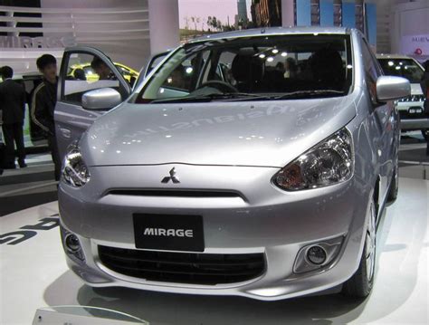 Mitsubishi Mirage Photos and Specs. Photo: Mirage Mitsubishi ...