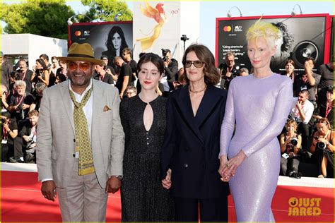 Oscar Winners Tilda Swinton Penelope Cruz Julianne Moore Hit The Red