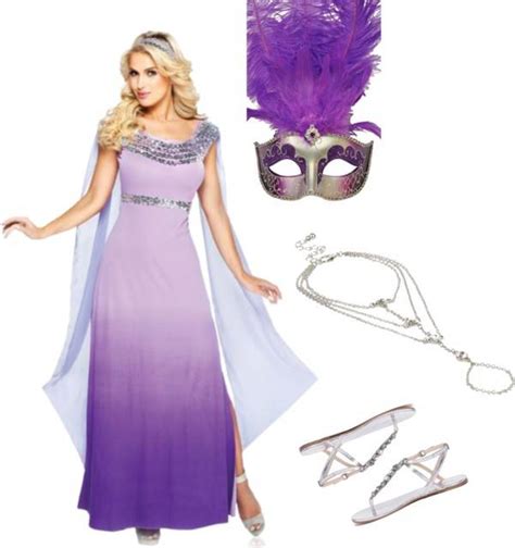 5 Mardi Gras Outfits to Try This Year