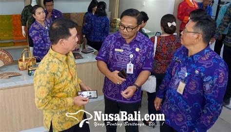 Nusabali Bupati Suwirta Resmikan Plut Klungkung