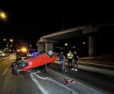 Bursa da sürücü takla atan otomobilden yara almadan kurtuldu Bursa