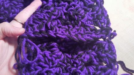 Cozy Fan Stitch Crochet Infinity Scarf | ThriftyFun