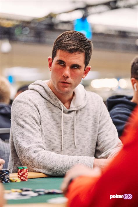 Five Post-Flop Leaks That Are Killing Your Tournament Game - Card