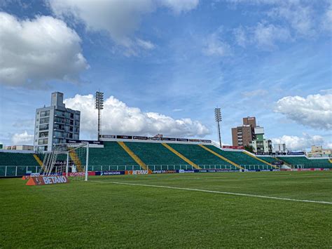 Figueirense x Hercílio Luz onde assistir ao vivo horário e escalações