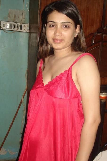 Beautiful Women Over 40 Desi Girl Image Girls Image Anne V Ibrahim