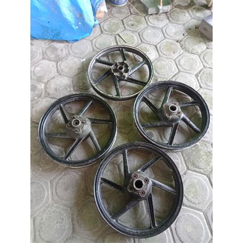 Jual Velg Belakang Velg Palang Belakang Original Copotan Megapro Primus