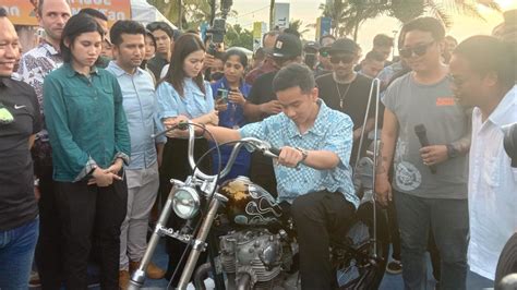 Gibran Aka Samsul Sansetan Di Bali Temui Relawan Hingga Tunggangi Chopper