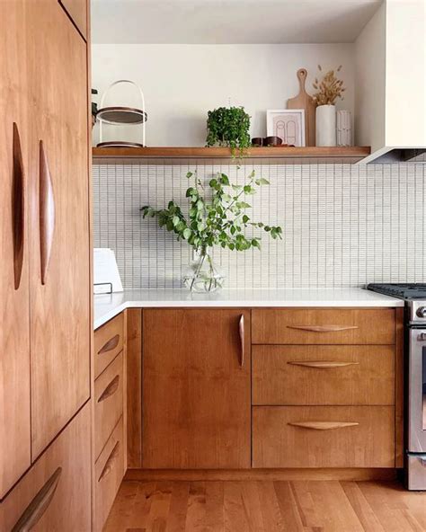 41 Cozy Stained Cabinet Ideas For Your Kitchen Digsdigs