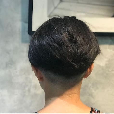 Boblovers Sur Instagram Haircut By Cengiz San Bobhaircut Undercut