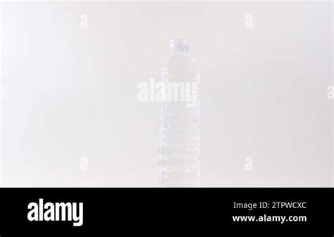 Vector Water Bottle Plastic Water Bottle Stock Videos And Footage Hd