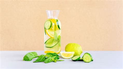 Eau Détox Concombre Citron Et Menthe Spécial Ventre Plat Eau