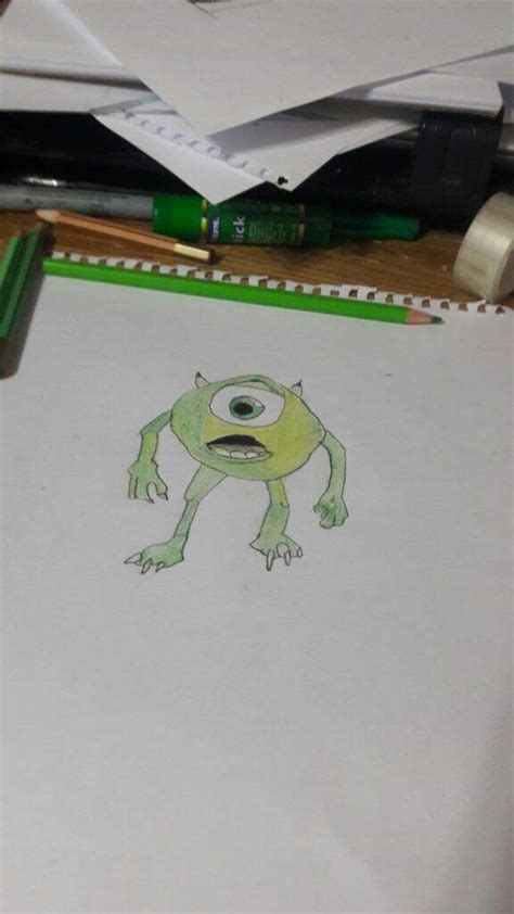 Dibujo De Mike Wazowski Arte Amino Amino