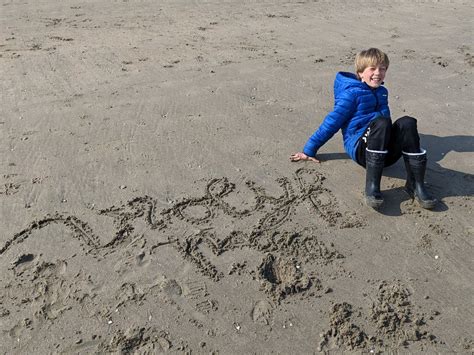 Tessa Berghouwer On Twitter Op Het Strand Bij Wijk Aan Zee Wat Een Lekker Weertje