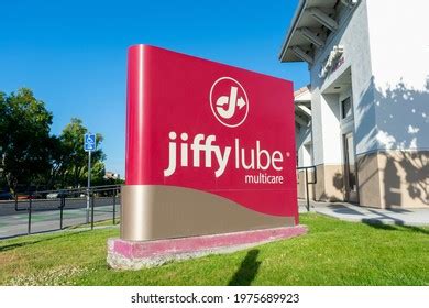 Jiffy Lube Sign Logo Automotive Oil Stock Photo 1975689923 | Shutterstock