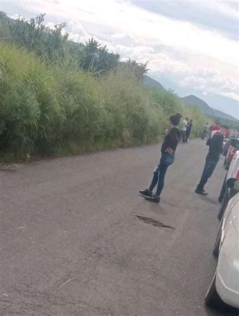 Reportan Bloqueo Carretero En Aguililla Por Presunto Asedio Criminal