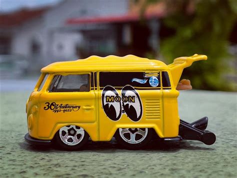Hot Wheels Un Nouveau Volkswagen Kool Kombi Mooneyes