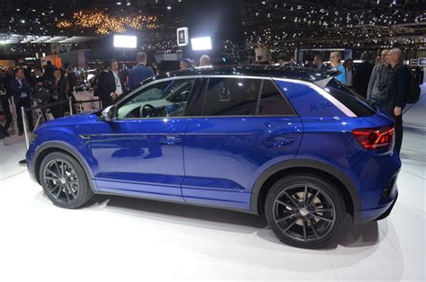 Volkswagen T Roc R Suv Photos And Specs Find Volkswagen T Roc R And