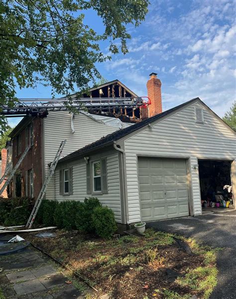 Lightning Strike Sparks Fire Destroys Montgomery County Home St Leonard Port Republic Daily