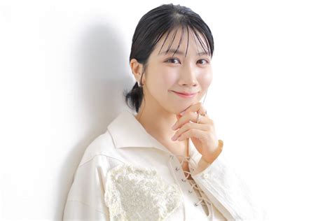 松本穂香、明るめヘアカラーにイメチェン 「秋色似合ってる」「大人っぽい」 - エンタメ - ニュース ｜クランクイン！